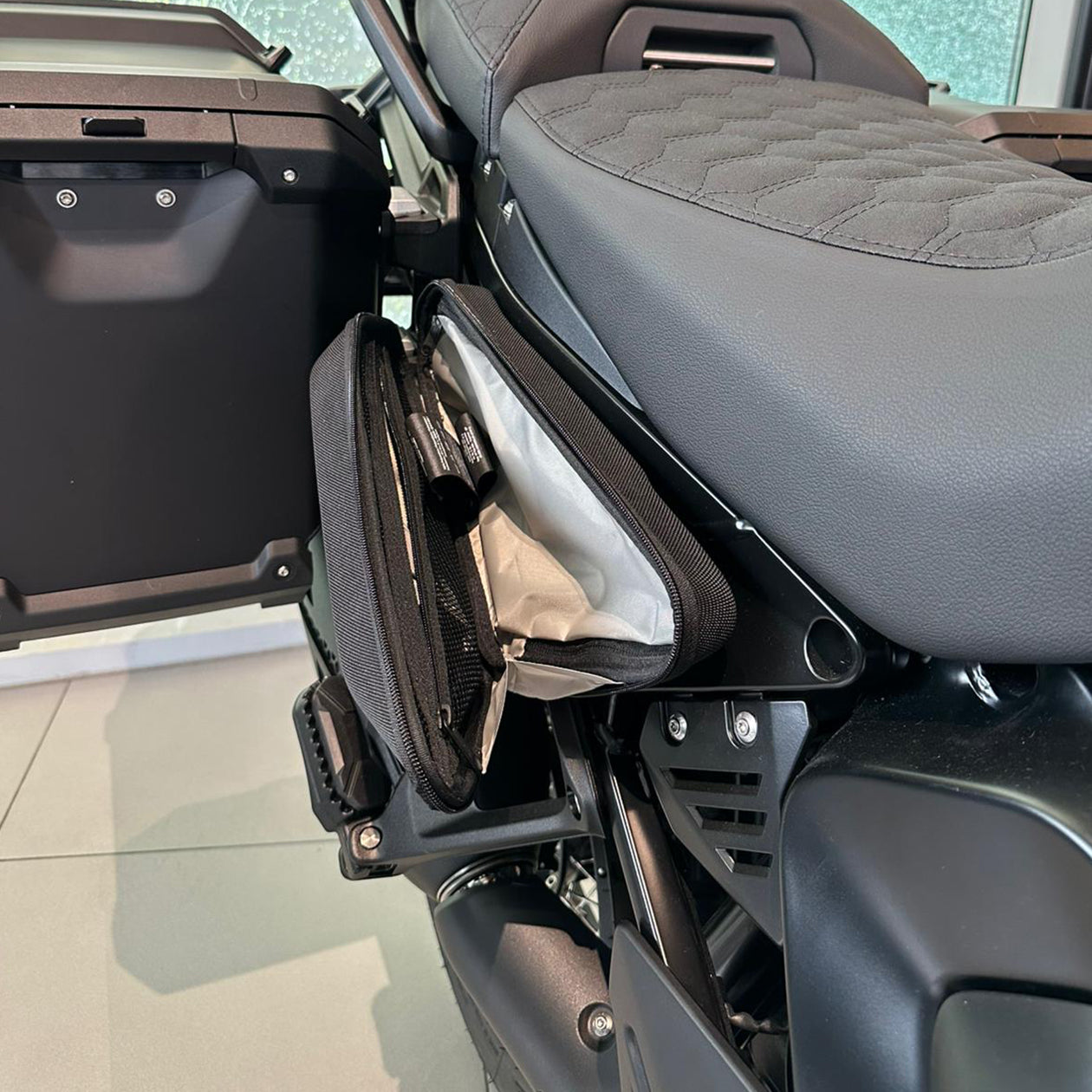 BMW 1300 GSA Buddyseat Zijtassen set