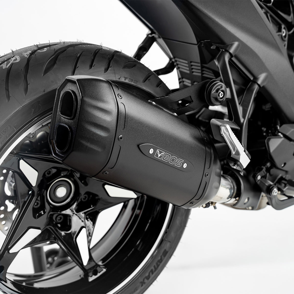 BOS BlackCoated uitlaat BMW R 1300 R - achteraanzicht
