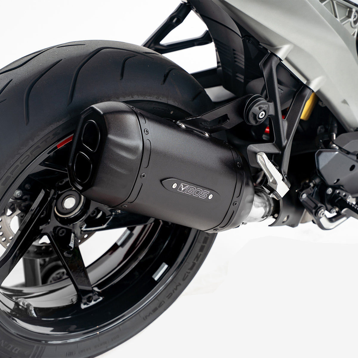 BOS BlackCoated uitlaat BMW R 1300 RS - detail montage